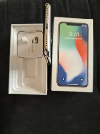iPhone X 256GB Argento