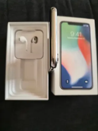 iPhone X 256GB Argento