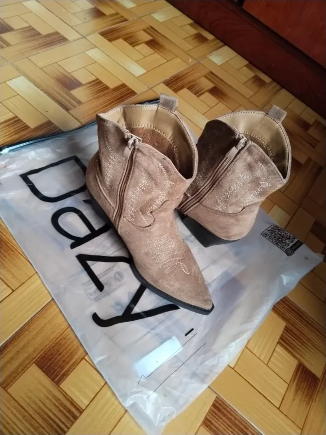 Botines de ante beige