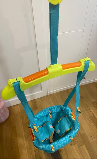 Columpio infantil para puerta