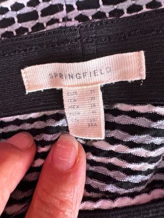 Lote económico 2 vestidos + 1 conjunto falda