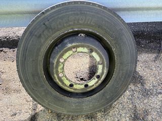 Rueda Camión Bridgestone 265/70R19.5
