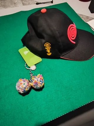 Gorra Perú y Llavero Artesanal Lana