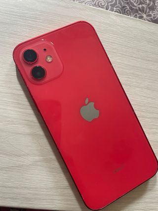 iPhone 12 Rojo