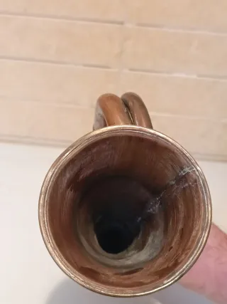 Trompeta de latón antigua militar