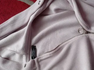 Chaqueta deportiva corta