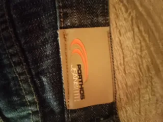 Pantalones estampados.Todo 30 euros.Unidad 10 euro