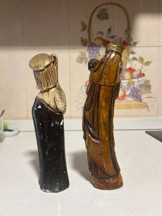 Figuras religiosas artesanales