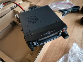 Yaesu FT-7900R VHF/UHF Dual Band FM Transceiver