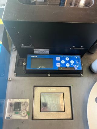 Etiquetadora DCS & Labelling Worldwide