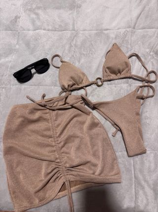 Traje de baño 3 piezas dorado