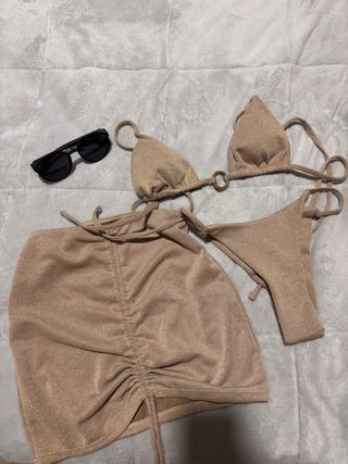 Traje de baño 3 piezas dorado