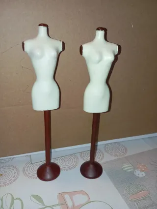 2 manichini Barbie vintage