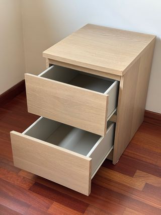 Cómoda de 2 cajones ikea
