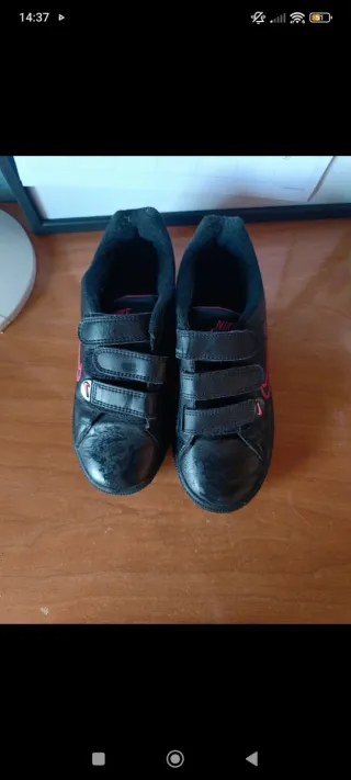 Zapatillas Nike Negro y Rosa Velcro