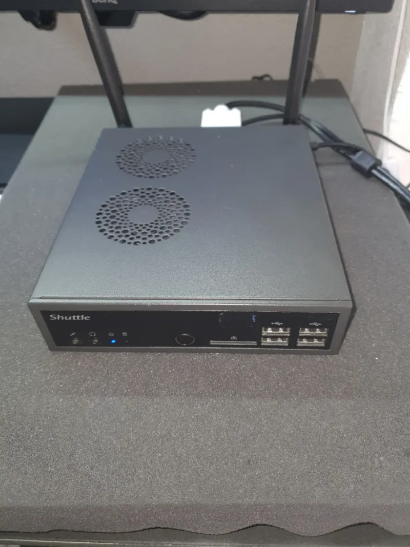 Mini PC Shuttle i7 12GB RAM SSD 128GB afbeelding 2