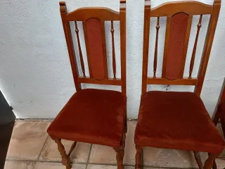 Juego de 4 sillas tapizadas marrón