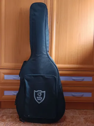 Guitarra española Admira Paloma