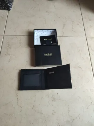 Cartera nueva INSD negra