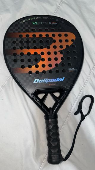 Bullpadel Vertex 04 Hybrid Pala Pádel