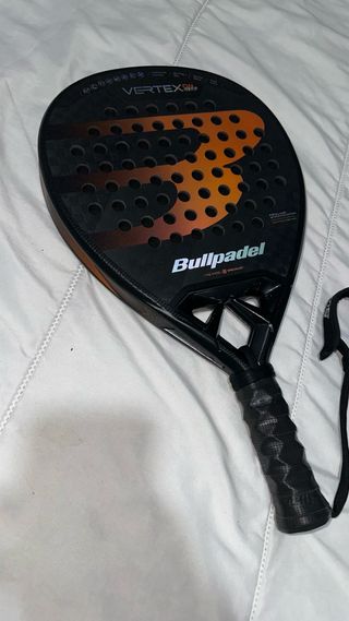 Bullpadel Vertex 04 Hybrid Pala Pádel