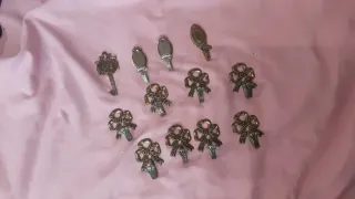 Lote 11 Perchas Latón y 6 perchas multiusos