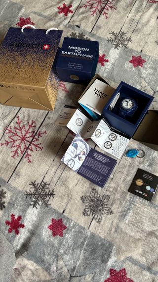 Omega x Swatch MoonSwatch Mission to Earth