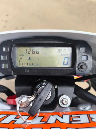 UM DSR 125 EX (01/12/2025)