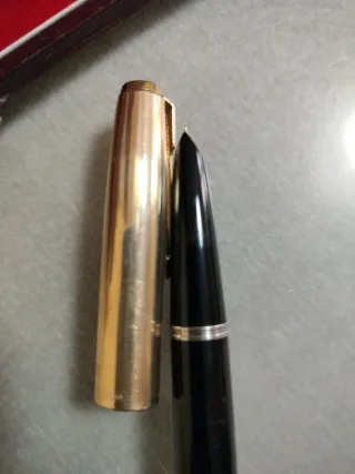 Parker 65 Pluma Fuente Oro 14k