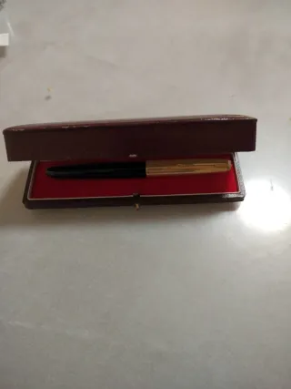 Parker 65 Pluma Fuente Oro 14k