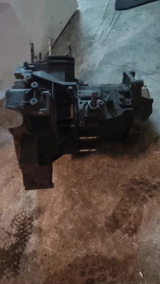 Horquilla caja de cambio Peugeot J5