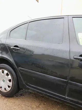 Puerta Trasera Derecha Skoda Octavia