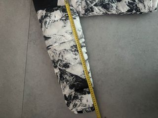 Chaqueta The North Face Negra y Blanca