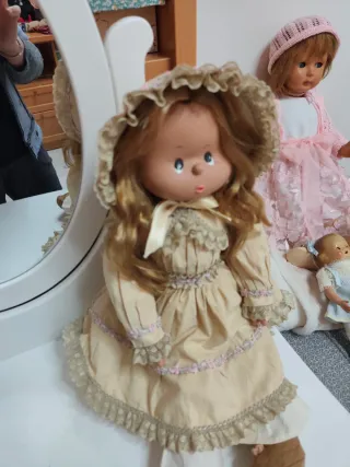 Muñeca de tela vintage