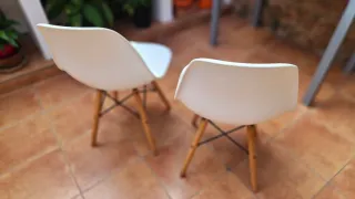 SILLAS ESTILO ESCANDINAVO.