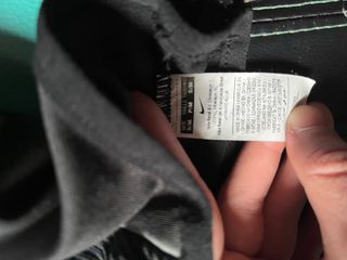 Braga cuello Nike negra