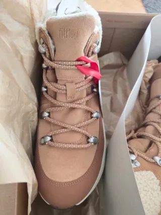 Botas de agua ergonómicas beige y marrón