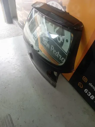 Portón Trasero Golf 5