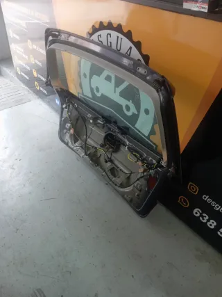 Portón Trasero Golf 5