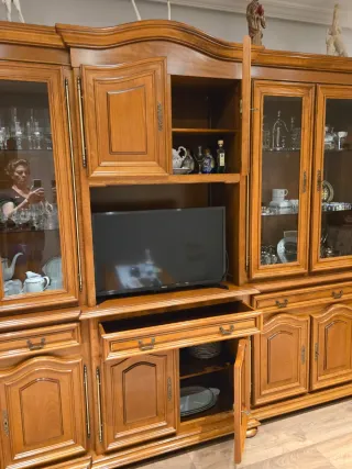 Librería de madera de haya