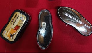 Betún Líquido y Esponja para Zapatos