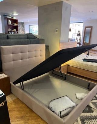 Canapé de madera con colchones Viscoelastica