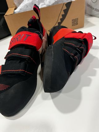 Pies de gato Red Chili Spirit 39 y 42