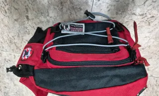 Riñonera Fortuna Negra y Roja vintage