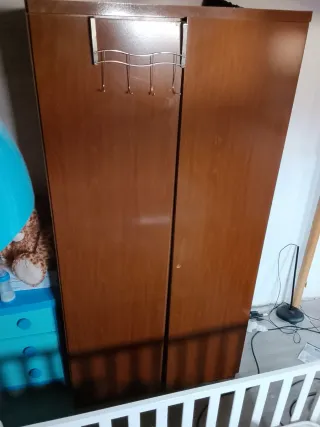 Dormitorio completo madera