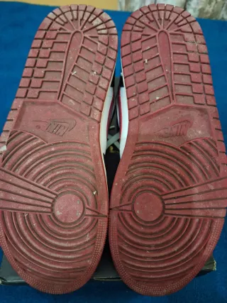 Nike Air Jordan 1 Mid Bred Toe Original