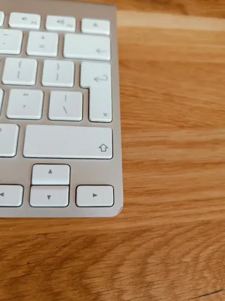 Teclado Inalámbrico Apple A1314 (Inglés)
