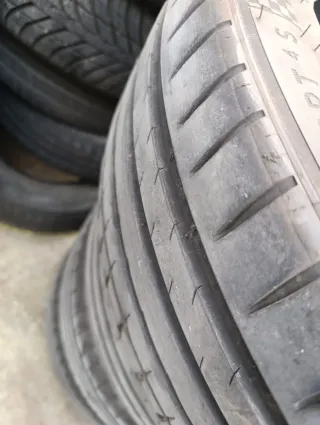 Cubiertas Michelin Pilot Sport 4 al 40% 245/45 ZR2