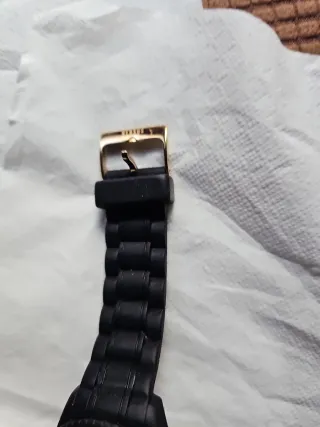 Reloj Versus Negro y Dorado Unisex