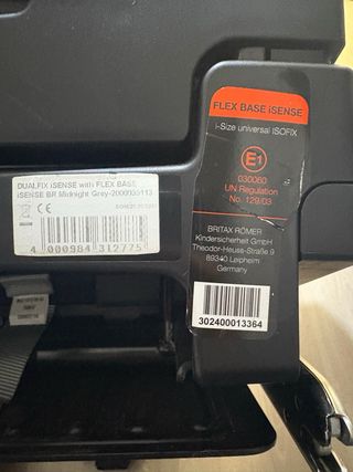 Britax Römer Dualfix iSense + Base ISOFIX